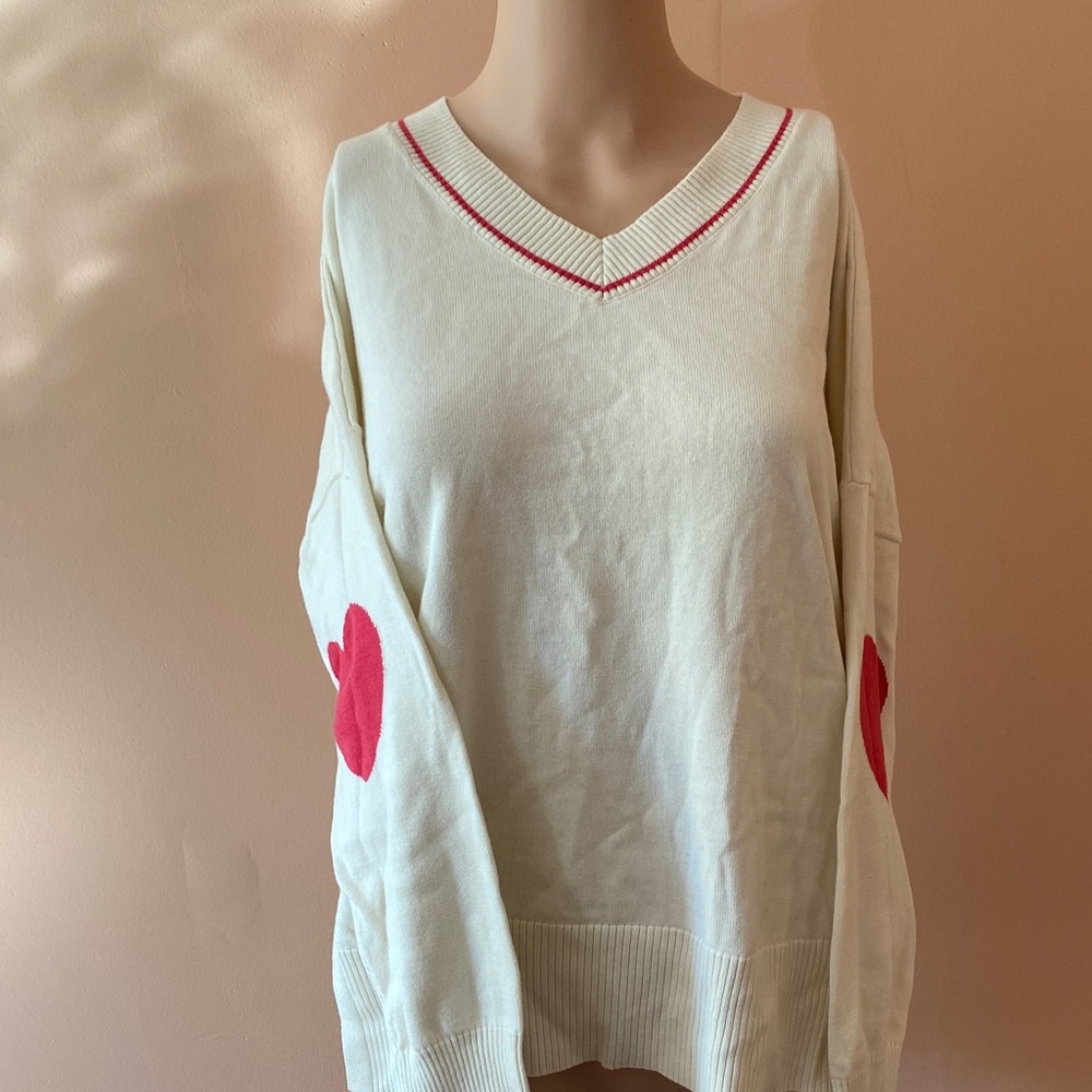 Studio Cream V-Neck Sweater with Red Trim